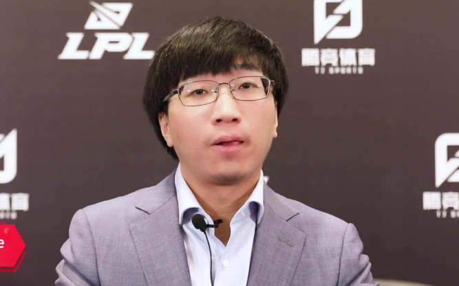 九游体育娱乐费德勒遭遇十五连败，RNG教练面临压力！的简单介绍